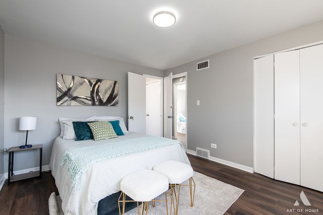 14024 S Saginaw Avenue, Burnham, IL 60633