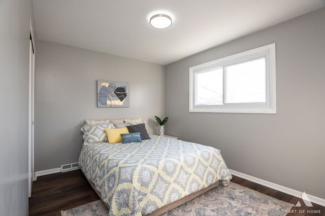 14024 S Saginaw Avenue, Burnham, IL 60633