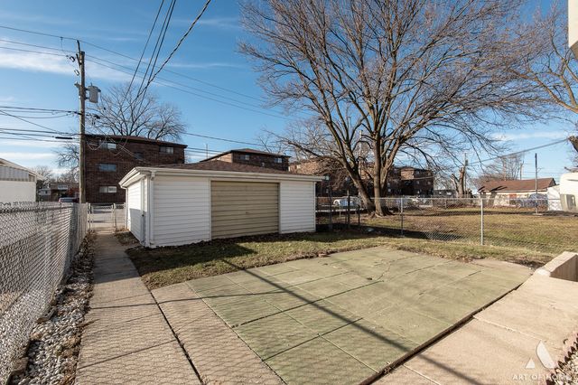 14024 S Saginaw Avenue, Burnham, IL 60633