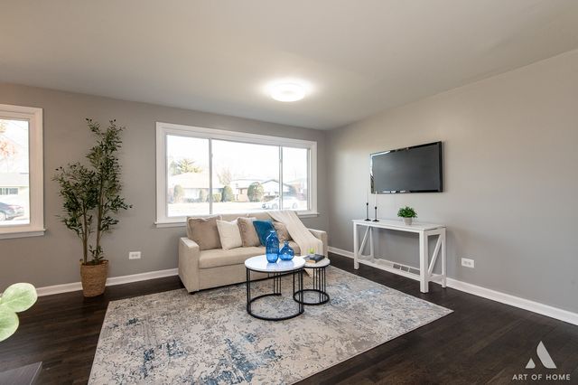 14024 S Saginaw Avenue, Burnham, IL 60633