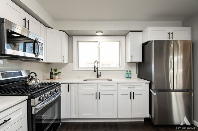 14024 S Saginaw Avenue, Burnham, IL 60633