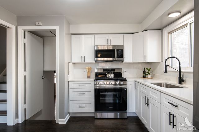 14024 S Saginaw Avenue, Burnham, IL 60633