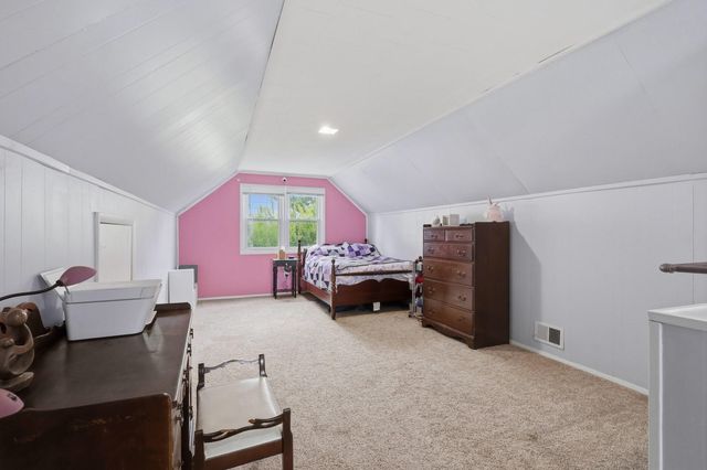 1120 W Lombard Street, Davenport, IA 52804