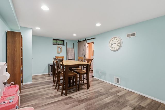 1120 W Lombard Street, Davenport, IA 52804