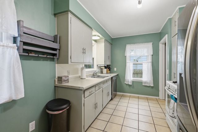 1120 W Lombard Street, Davenport, IA 52804