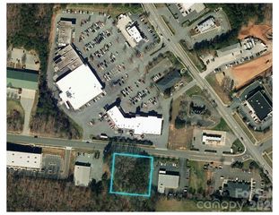 000 Waxhaw Parkway, Waxhaw, NC 28173