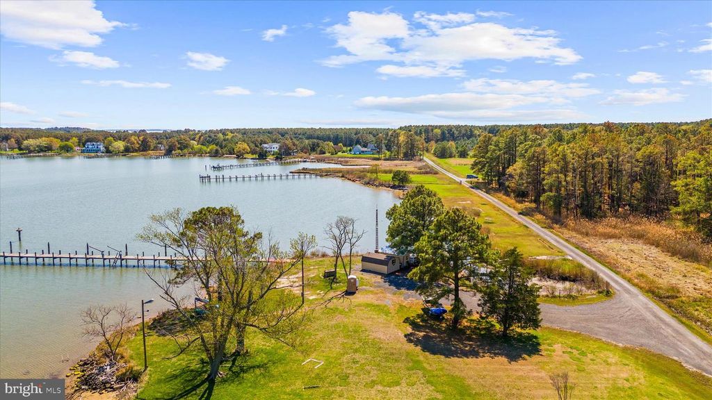 Image 20 of property listing at CONDON RD, Cambridge, MD 21613