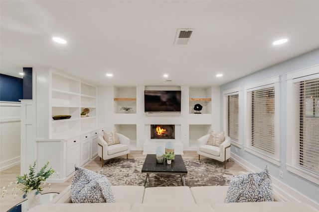 111 Luther Lane, Heath, TX 75032