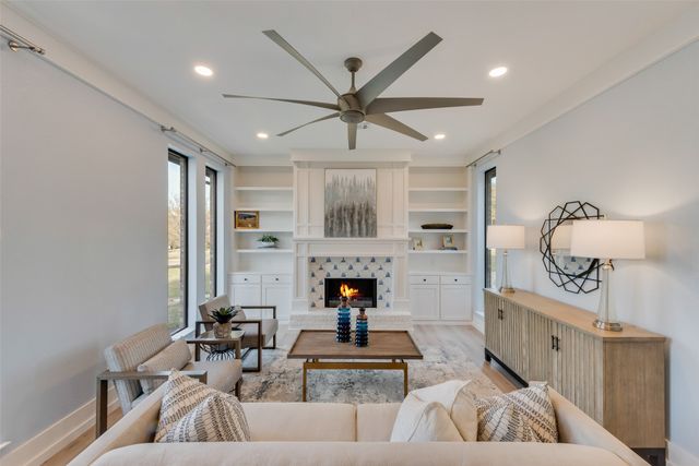 111 Luther Lane, Heath, TX 75032