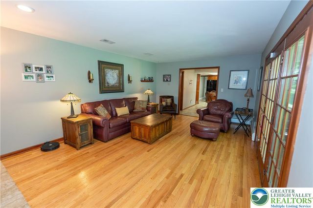 4290 Ascot Circle, Lower Macungie Twp, PA 18103