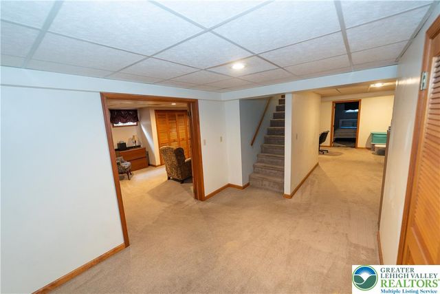 4290 Ascot Circle, Lower Macungie Twp, PA 18103
