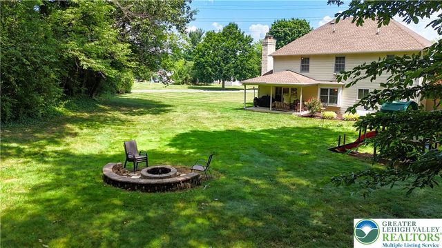 4290 Ascot Circle, Lower Macungie Twp, PA 18103