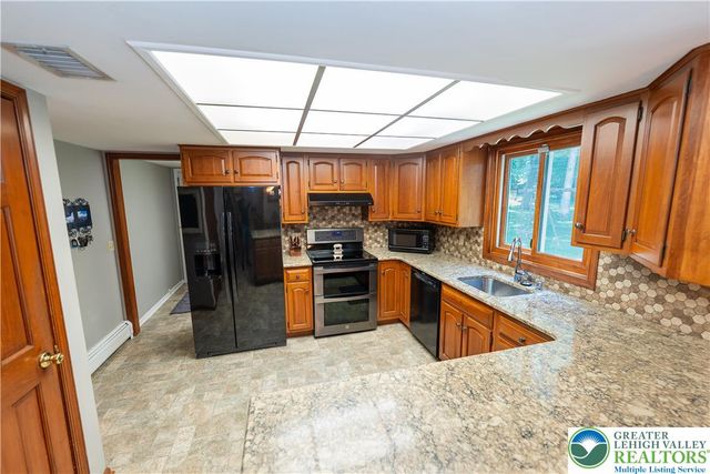 4290 Ascot Circle, Lower Macungie Twp, PA 18103