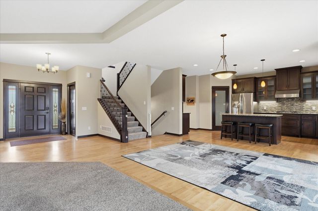 12822 Breckenridge Lane, Rogers, MN 55374