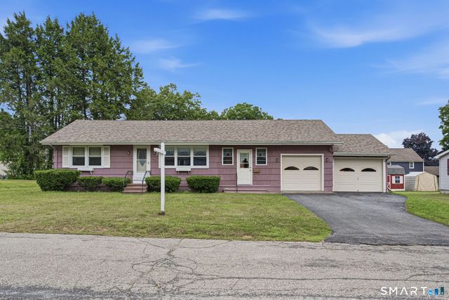 20 Breault Street, Putnam, CT 06260