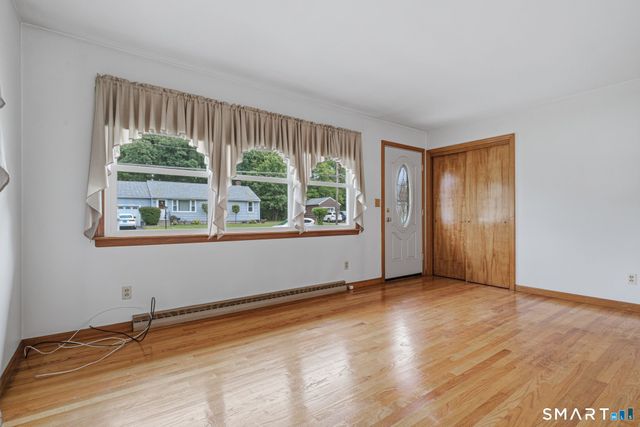 20 Breault Street, Putnam, CT 06260