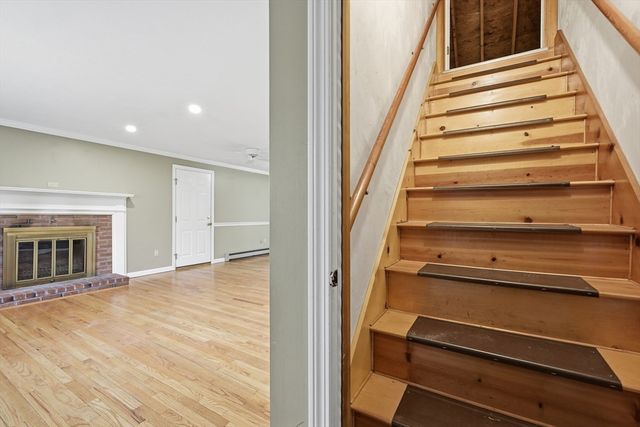 61 Continental Dr, Harwich, MA 02645