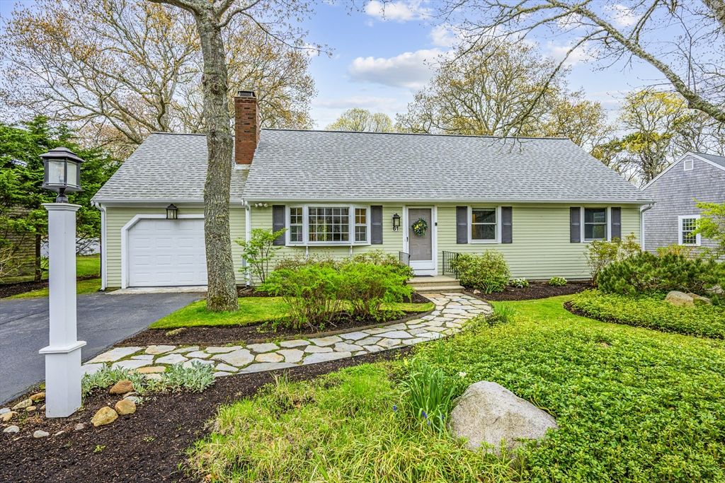 61 Continental Dr, Harwich, MA 02645