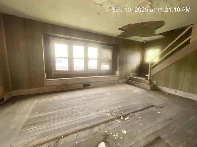 112 Lincoln Ct Court, Jackson, MI 49203