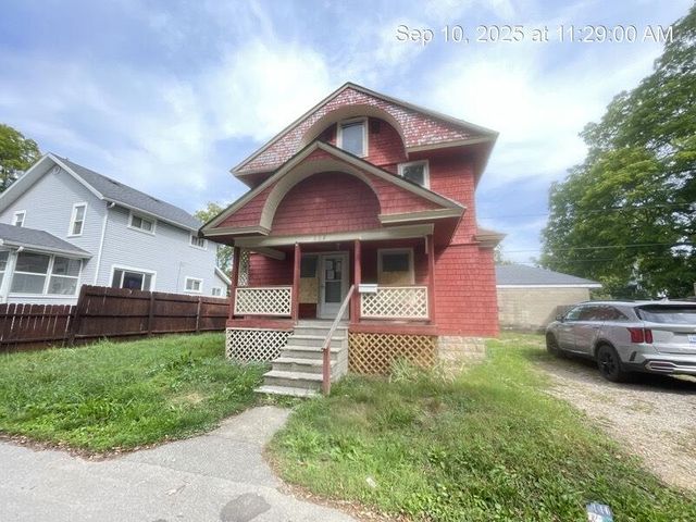 112 Lincoln Ct Court, Jackson, MI 49203