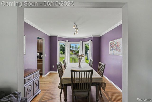 6433 Woodcrest Ridge, Clarkston, MI 48346