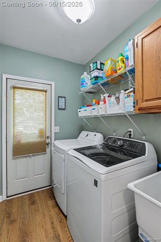 6433 Woodcrest Ridge, Clarkston, MI 48346