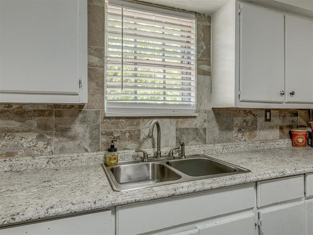 20239 Bern Lane, Tecumseh, OK 74873