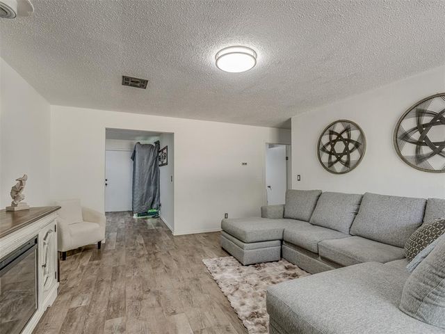 20239 Bern Lane, Tecumseh, OK 74873