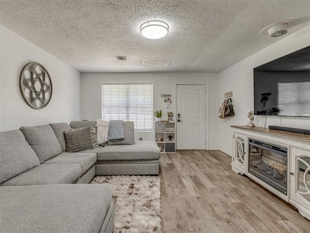 20239 Bern Lane, Tecumseh, OK 74873