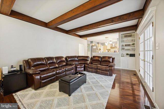 740 GRANT RD, Mount Laurel, NJ 08054