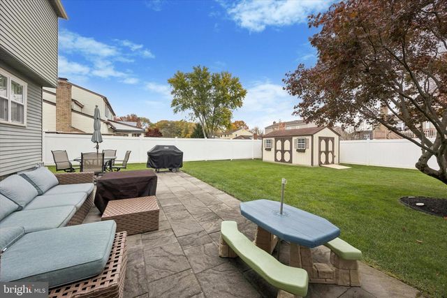 740 GRANT RD, Mount Laurel, NJ 08054