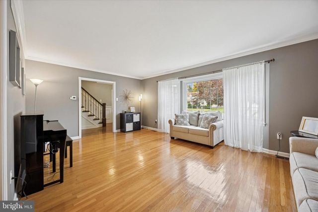 740 GRANT RD, Mount Laurel, NJ 08054