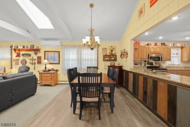 51 Sunrise Ter, Cedar Grove Twp., NJ 07009