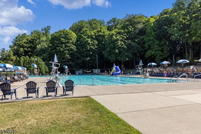 51 Sunrise Ter, Cedar Grove Twp., NJ 07009