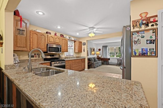 51 Sunrise Ter, Cedar Grove Twp., NJ 07009