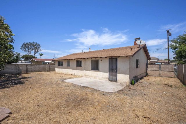 941 Grove Ave, Imperial Beach, CA 91932