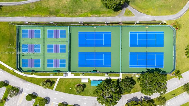 1101 SW 128th Terrace 204C, Pembroke Pines, FL 33027