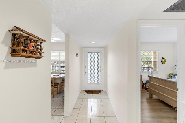 1101 SW 128th Terrace 204C, Pembroke Pines, FL 33027