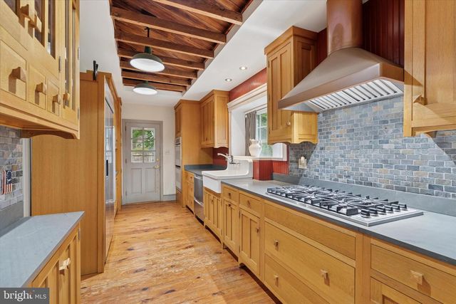 95 DIAMOND ROCK RD, Phoenixville, PA 19460