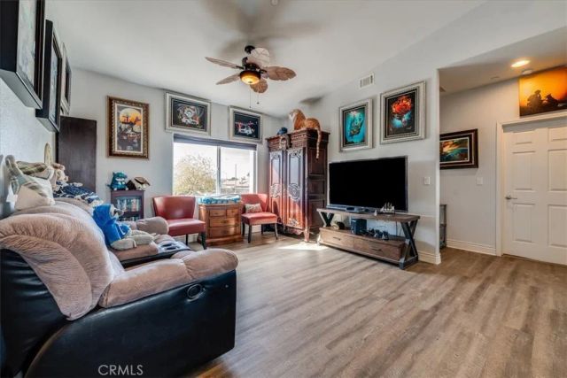 1426 W Heritage Way, Santa Maria, CA 93458