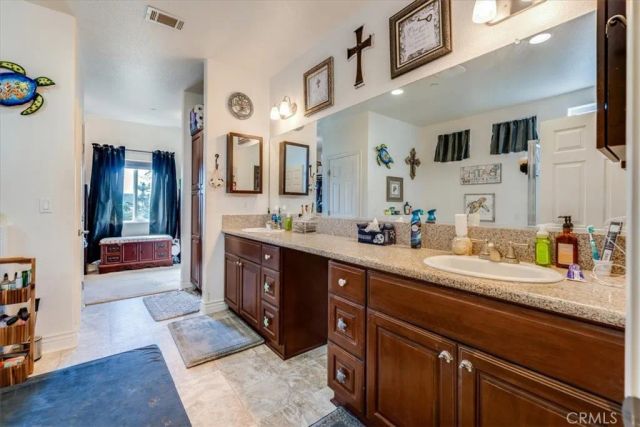 1426 W Heritage Way, Santa Maria, CA 93458