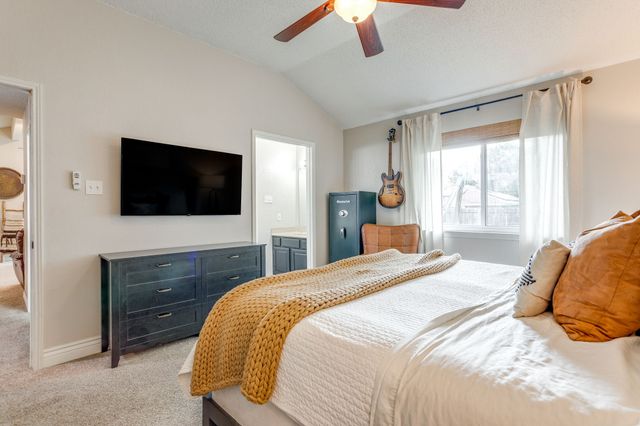 425 Little Fox Lane, Fort Worth, TX 76108