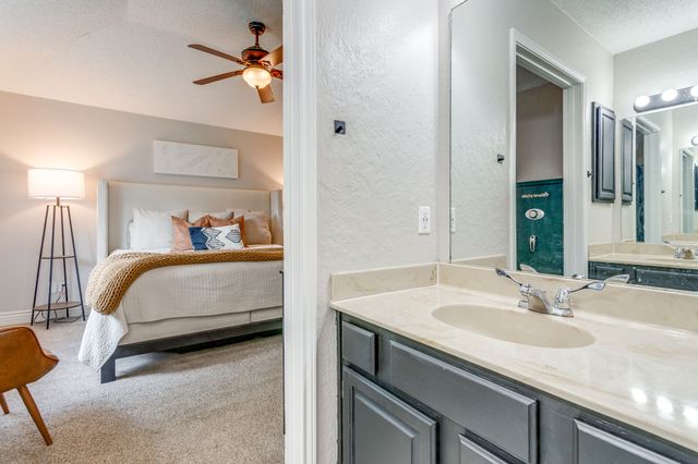 425 Little Fox Lane, Fort Worth, TX 76108