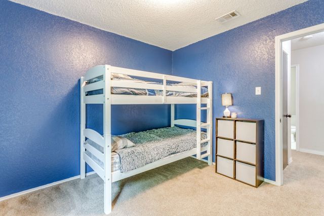 425 Little Fox Lane, Fort Worth, TX 76108