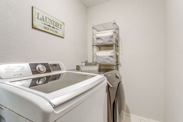 425 Little Fox Lane, Fort Worth, TX 76108