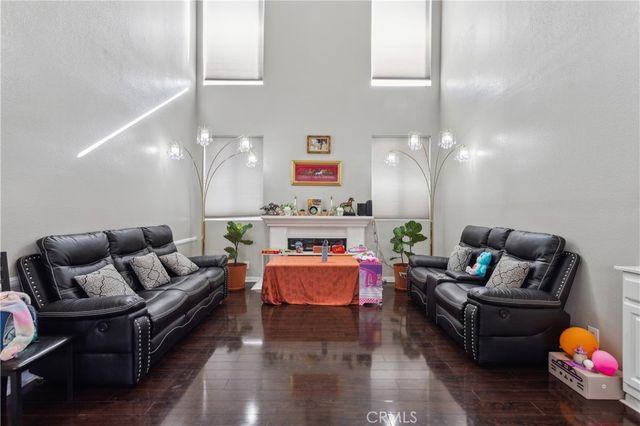 18641 Nathan Hill Drive, Canyon Country, CA 91351
