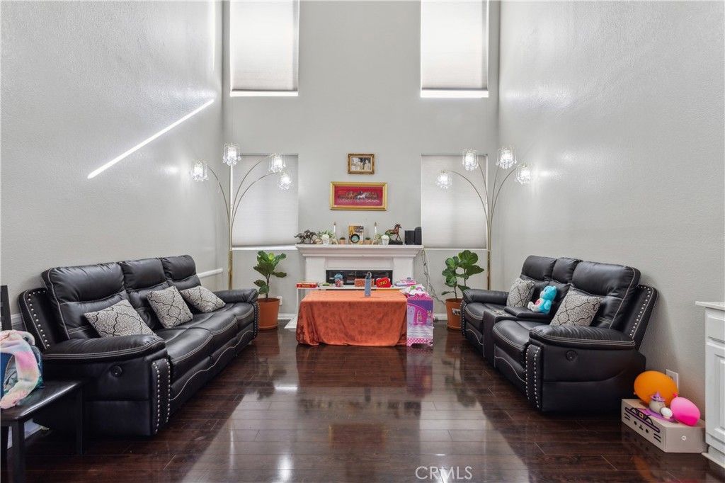 18641 Nathan Hill Drive, Canyon Country, CA 91351 — photo 4