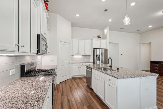 3382 Long Creek Drive, Buford, GA 30519