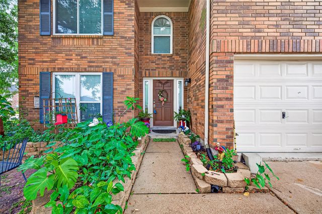2003 Nashua Drive, Stafford, TX 77477