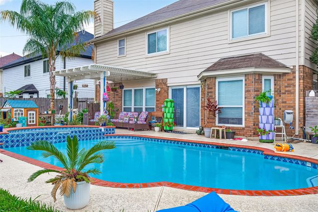 2003 Nashua Drive, Stafford, TX 77477